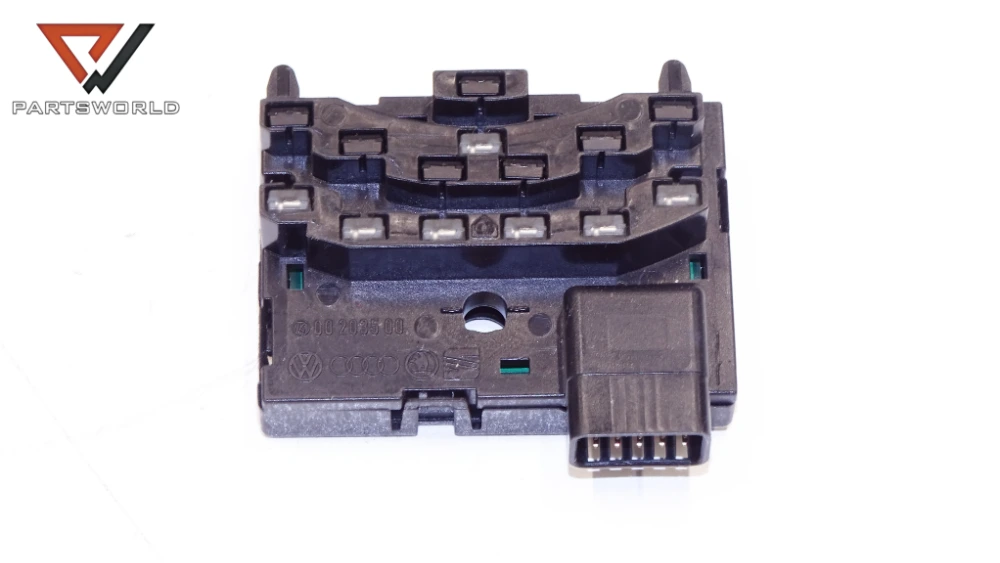 Датчик ъгъл на завиване 1К0959654 за vw touran 1.9 tdi 105 hp avq (minivan) Датчик ъгъл на завиване 1К0959654 за vw touran 1.9 tdi 105 hp avq (minivan)