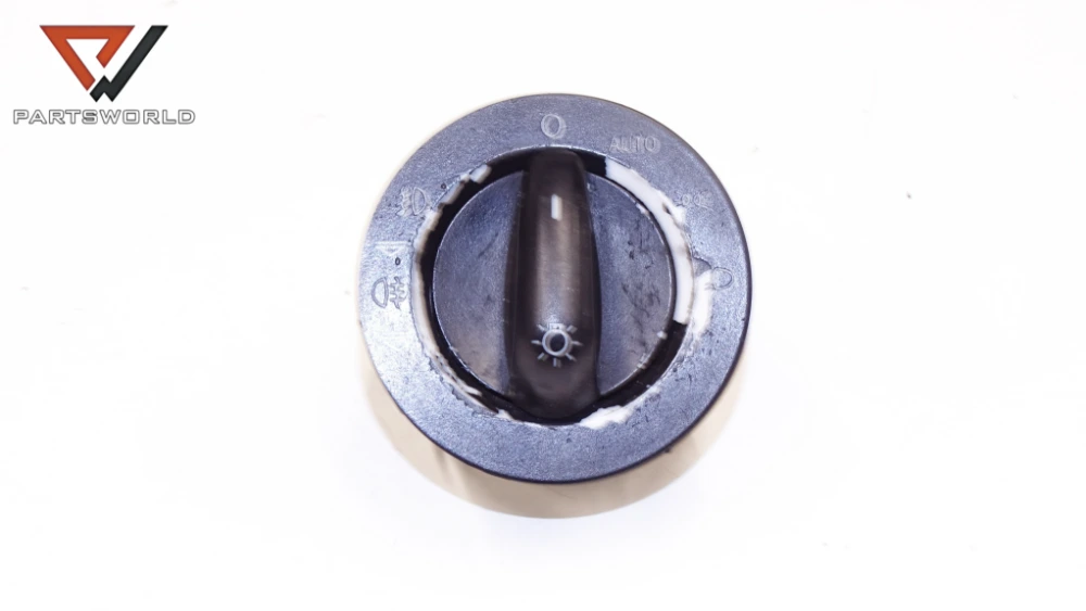 Ключ фарове 4f1941531d за audi a6 (4f,c6) quattro 3.0 tdi 224 hp (sedan) Ключ фарове 4f1941531d за audi a6 (4f,c6) quattro 3.0 tdi 224 hp (sedan)