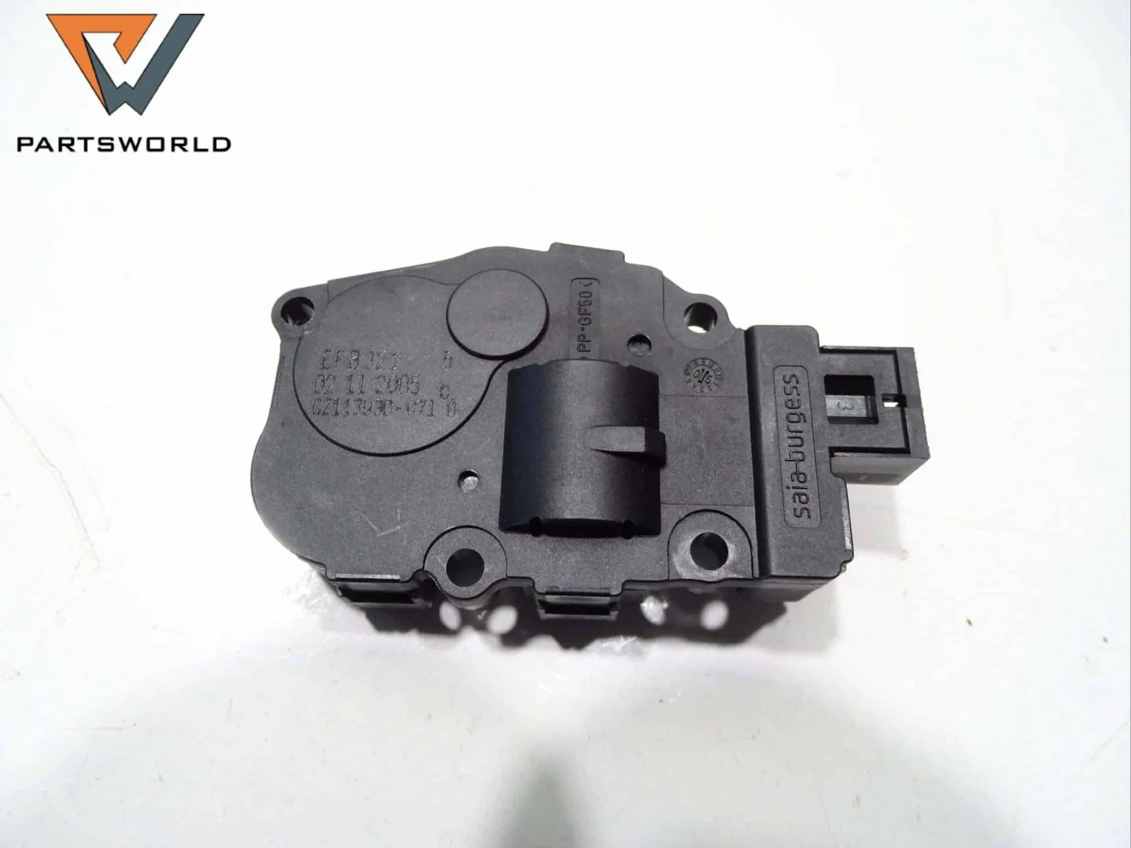 Моторе клапа парно CZ113930-071_28_1 за BMW 3-series (E91) 2.0 d 163 hp (E91) (combi)