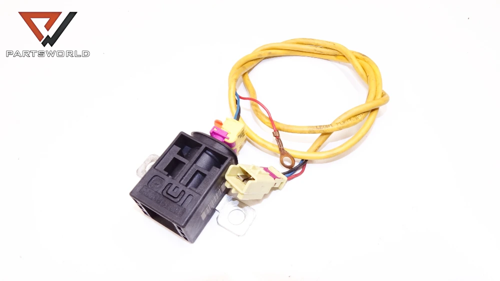 Пиропатрон плюсова клема 4f0915519 за audi a6 (4f,c6) quattro 3.0 tdi 224 hp (combi)