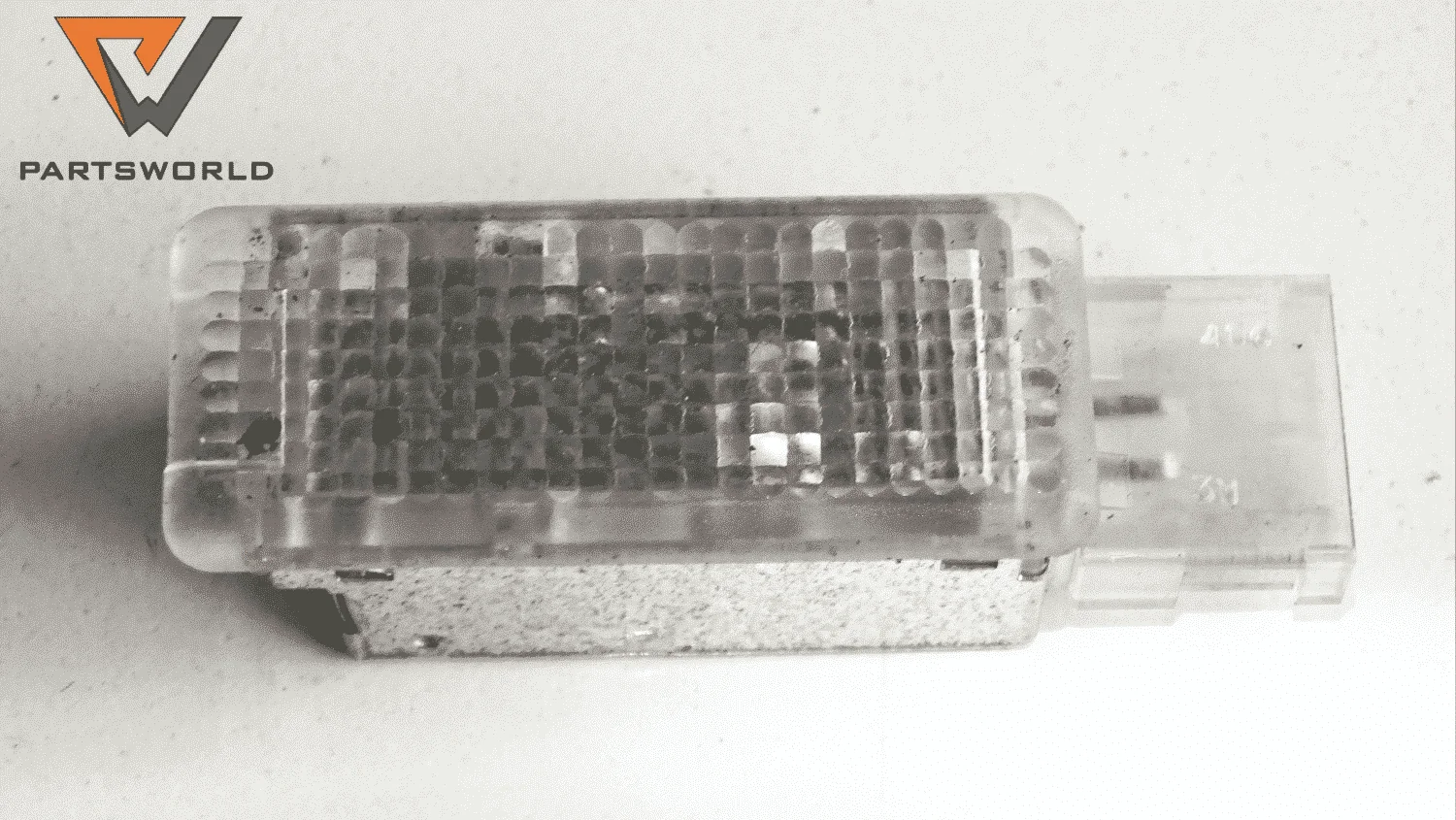 Плафон малък за VW Touareg 2.5 TDI (R5) 174 hp (7L) (SUV)