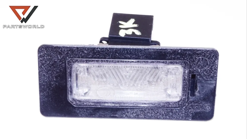 Плафон регистрационен номер за Audi A5 Sportback (8ta) 3.0 Tdi 239 Hp (sportback) Плафон регистрационен номер за Audi A5 Sportback (8ta) 3.0 Tdi 239 Hp (sportback)