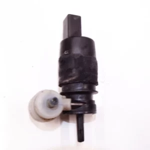 Помпичка за чистачки  за audi a6 (4f,c6) quattro 3.0 tdi 224 hp (combi)