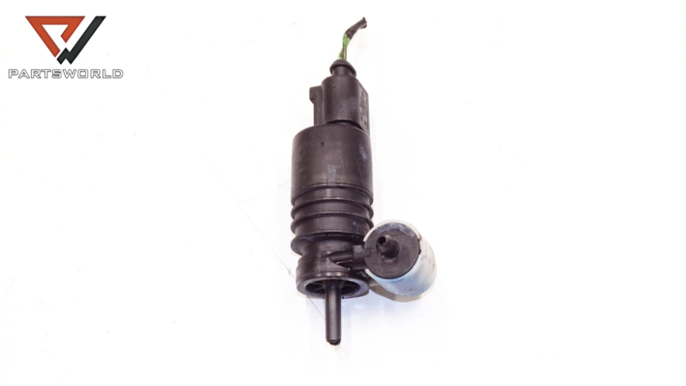 Помпичка за чистачки за vw touran 1.9 tdi 105 hp avq (minivan)