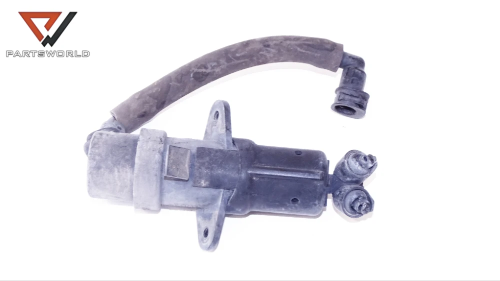 Пръскалка фар лява за Bmw 7-series (e65) 4.4 I 333 Hp (sedan) Dsc03528_partsworld