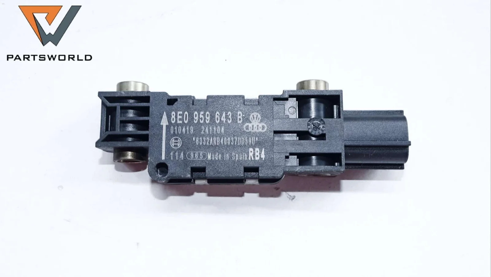 Сензор 8E0959643B за AUDI A4 1.9 TDI 116 hp (Avant) (B7)