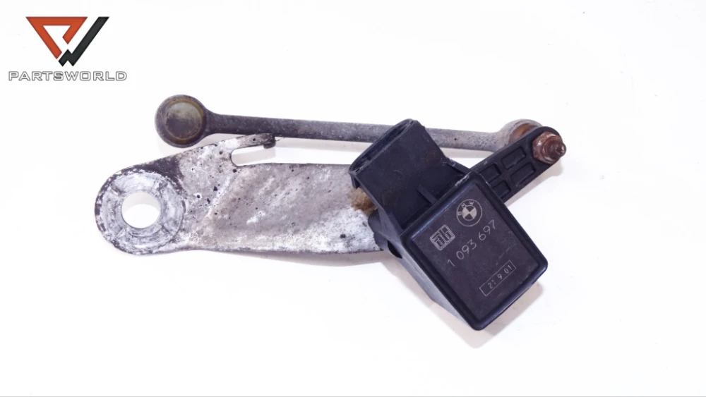 Сензор ниво фарове за Bmw 7-series (e65) 4.4 I 333 Hp (sedan) Dsc03310_partsworld