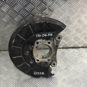 Преден десен шенкел VW Passat 6,2006г.