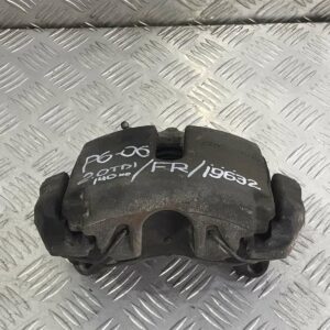 Преден десен спирачен апарат VW Passat 6,2.0TDI,140кс.,2005г.