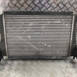 Интеркулер VW Passat 6,2.0TDI,140кс.,2007г.