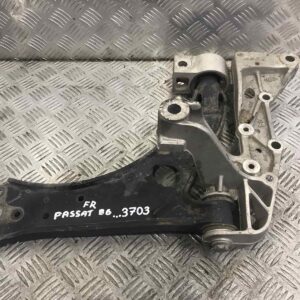 Преден десен носач VW Passat B6,2.0TDI,140кс.,2006г.