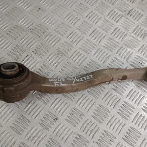 Носач Mercedes C270 CDI W203 2003г.(преден ляв)