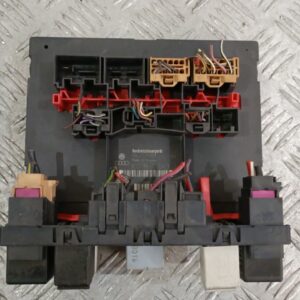 Модул VW Passat B6 1.9TDI 105hp 2006г. 3C0937049J EB