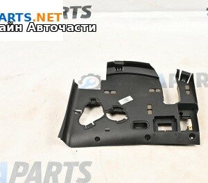 Кора под табло за Mercedes-Benz M-Class SUV (W164) (07.2005 - 12.2012), 4+1 вр., джип