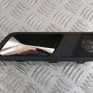 Дръжка врата VW Passat B6 2006г.(задна лява)