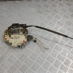 Брава врата VW Passat B6 2006г.(предна лява) 3C1837015A EB