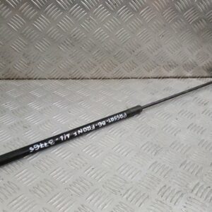 Амортисьор преден капак VW Passat B6 2006г.