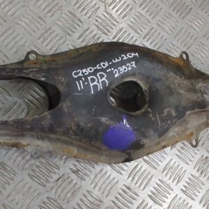 Носач Mercedes C250 CDI W204 2011г.(заден десен)