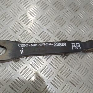 Носач Mercedes C220 CDI W204 2011г.(заден десен)