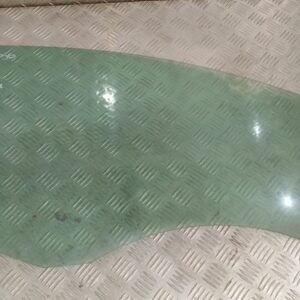 Стъкло врата VW Passat B6,2006г.(предно дясно)