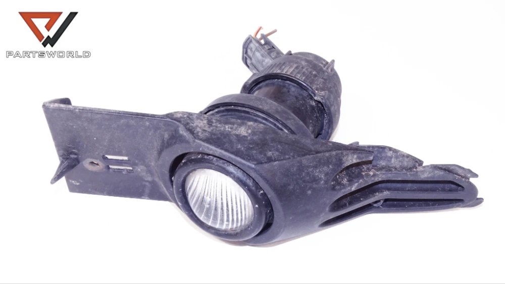 Халоген ляв за Bwm 7-series (e65) 4.4 I 333 Hp (sedan) Dsc03156_partsworld