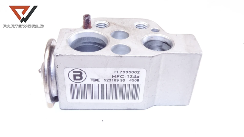 Клапан климатик h7995002 за audi a4 (b8 8k) 2.0 tdi 143 hp (avant) Клапан климатик h7995002 за audi a4 (b8 8k) 2.0 tdi 143 hp (avant)