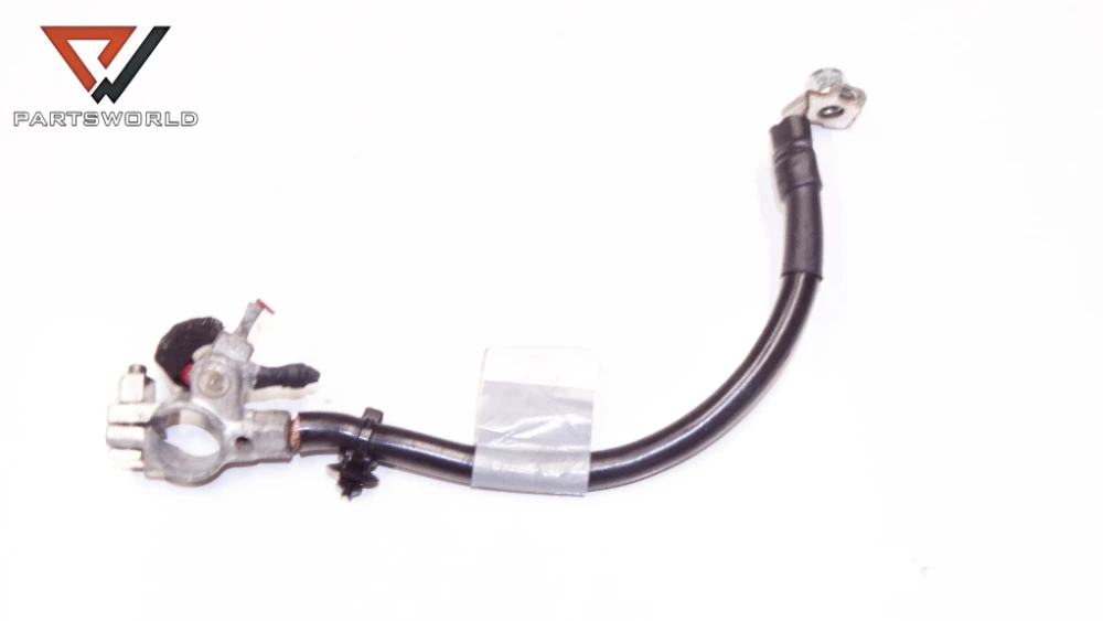 Клема акумулатор 559151 за mercedes-benz c-class (w204) c 180 1.8 kompressor 156 hp (sedan) Клема акумулатор 559151 за mercedes-benz c-class (w204) c 180 1.8 kompressor 156 hp (sedan)