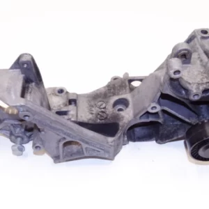 Конзола двигател 03l903143h за audi a4 (b8 8k) 2.0 tdi 143 hp (avant)