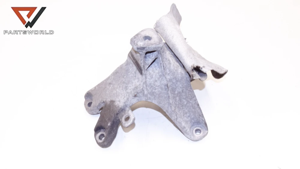 Конзола тампон двигател за audi a4 (b8 8k) 2.0 tdi 143 hp (avant) Конзола тампон двигател за audi a4 (b8 8k) 2.0 tdi 143 hp (avant)