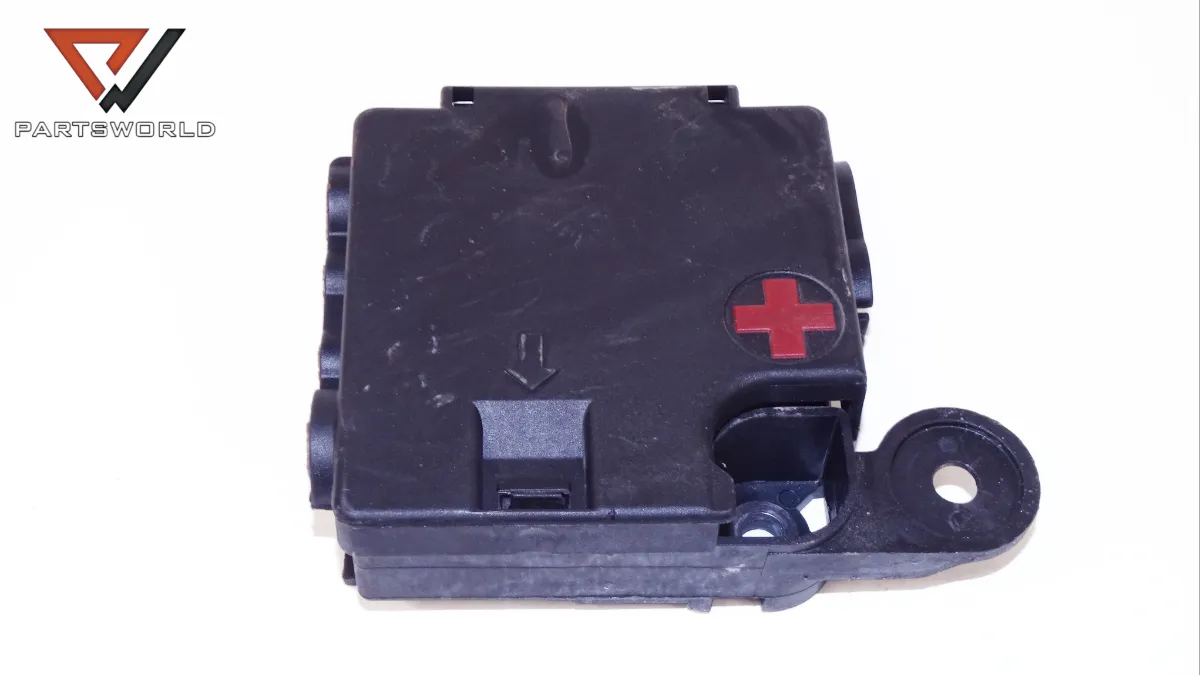 Плюсова клема двигател за AUDI A5 Sportback (8TA) 3.0 TDI 239 hp (sportback) - Image 1