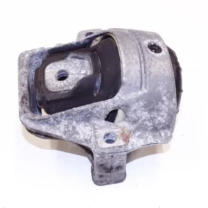 Тампон двигател 8k0199381 за audi a4 (b8 8k) 2.0 tdi 143 hp (avant)