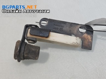 Ограничител врата за Volkswagen Caddy III (03.2004 - 05.2015), 2+1 вр., товарен