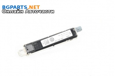 Усилвател антена за Volkswagen Passat VI Sedan B7 (08.2010 - 12.2014), № 561 035 552