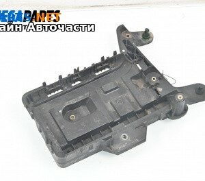 Стойка акумулатор за Volkswagen Passat VI Variant B7 (08.2010 - 12.2015), 4+1 вр., комби