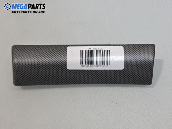 Интериорна лайсна за Toyota Avensis II Liftback (04.2003 - 11.2008), 4+1 вр., хечбек