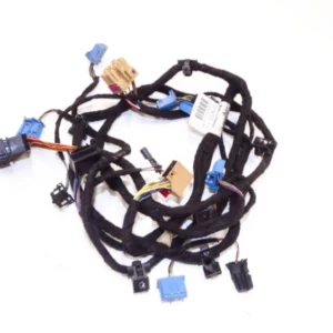 Инсталация кутия за парно 3c1971566p за vw passat 6 variant (b6.3c5) 2.0 tdi 140 hp bkp (combi)