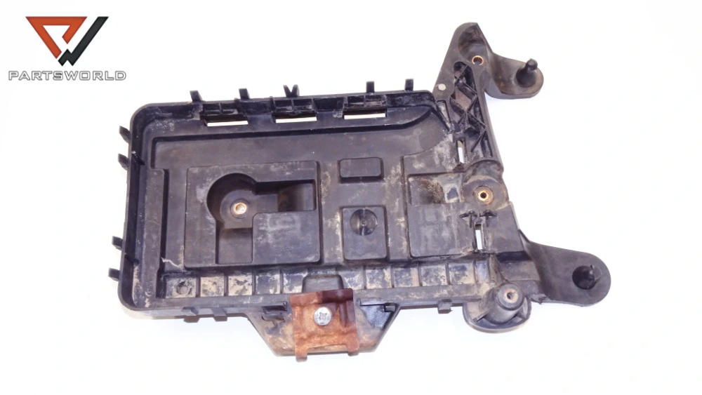 Основа акумулатор за vw touran 1.9 tdi 105 hp avq (minivan) Основа акумулатор за vw touran 1.9 tdi 105 hp avq (minivan)