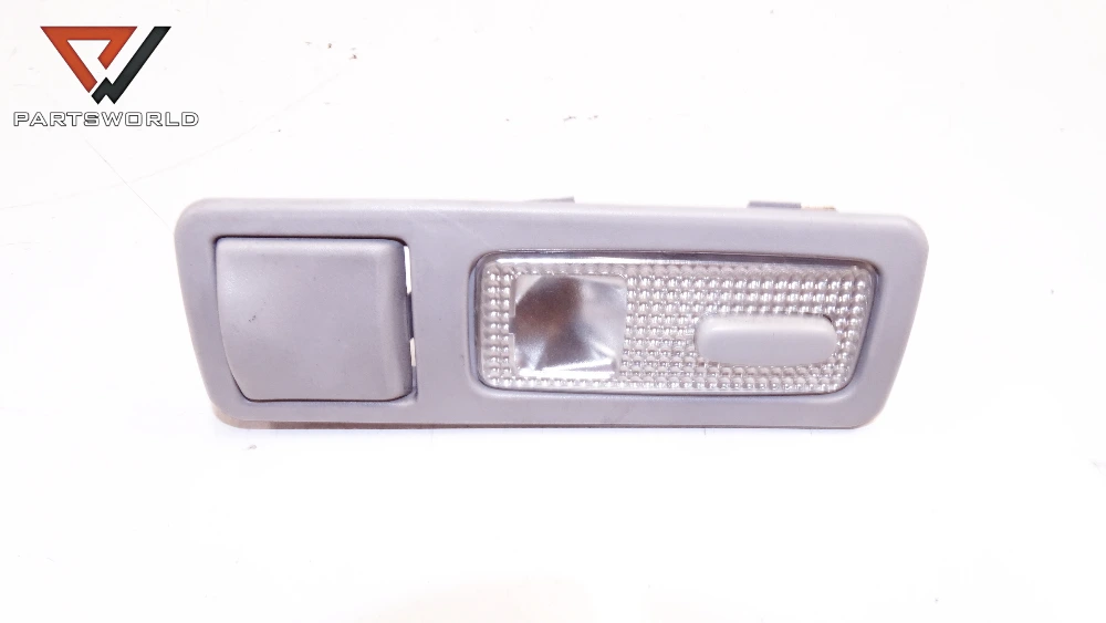 Плафон десен за peugeot 407 sw 1.6 hdi 136hp sportwagon Плафон десен за peugeot 407 sw 1.6 hdi 136hp sportwagon